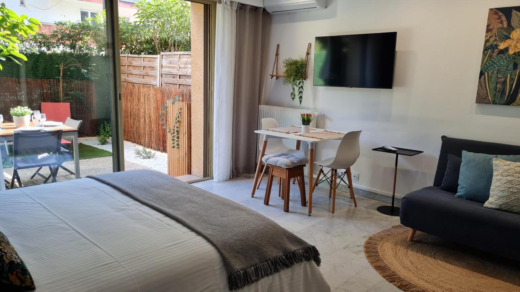 Studio Sun-Beach Avec Parking Et Jardin - 500M Des Plages De Juan Les Pins Антиб Екстериор снимка